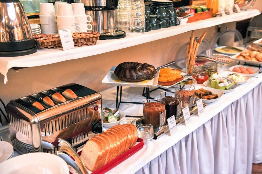 Отель Hotel Opera Garni