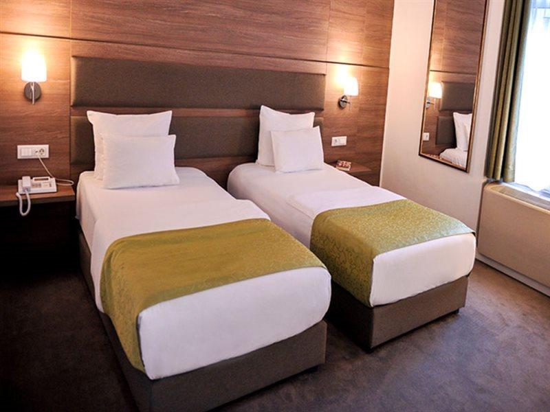 Hotel Opera Garni Отель 4*