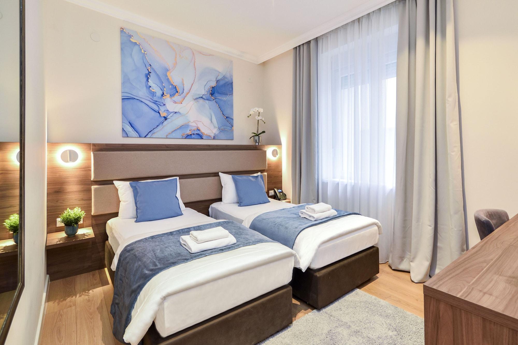 Отель Hotel Opera Garni Белград
