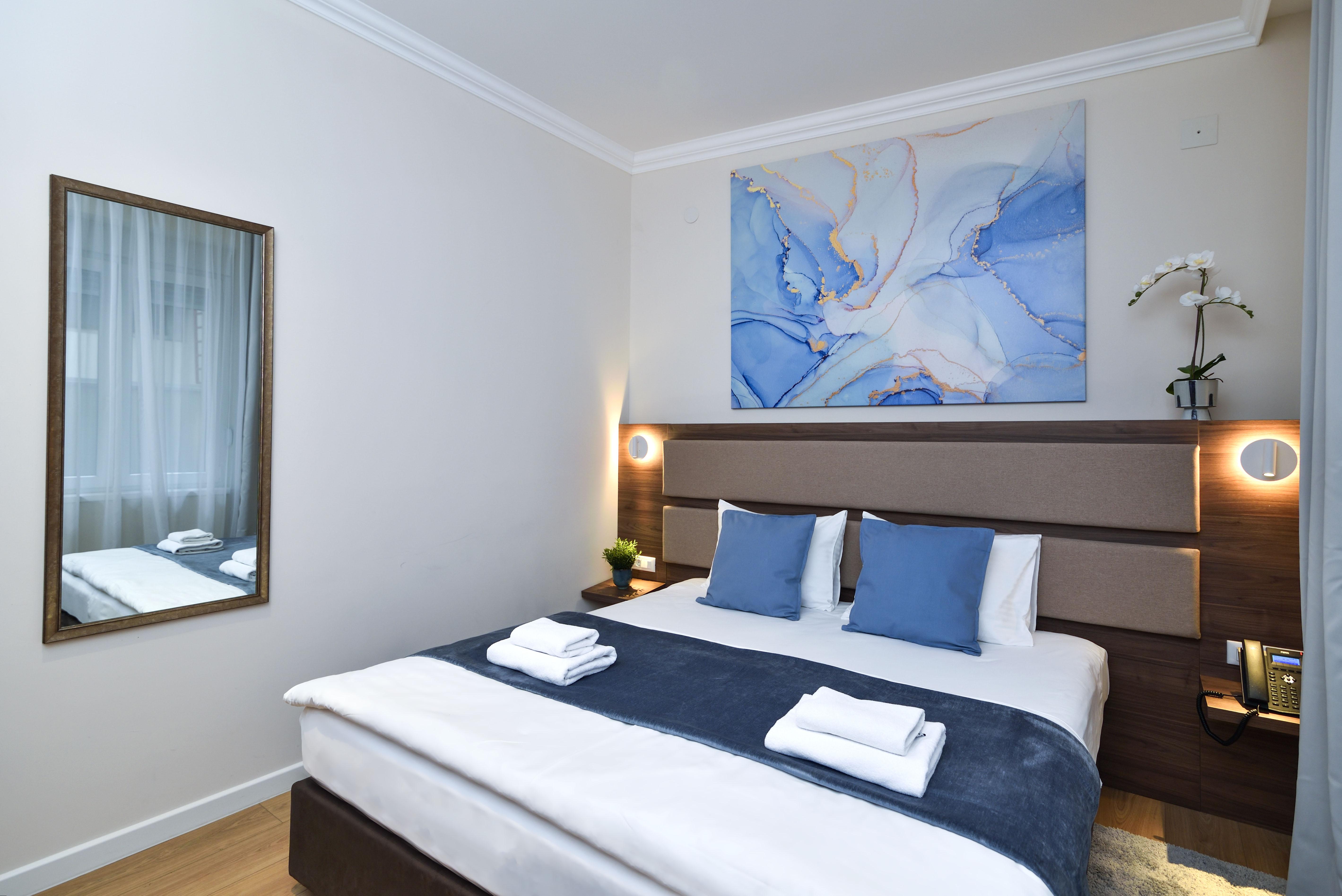 Отель Hotel Opera Garni Белград