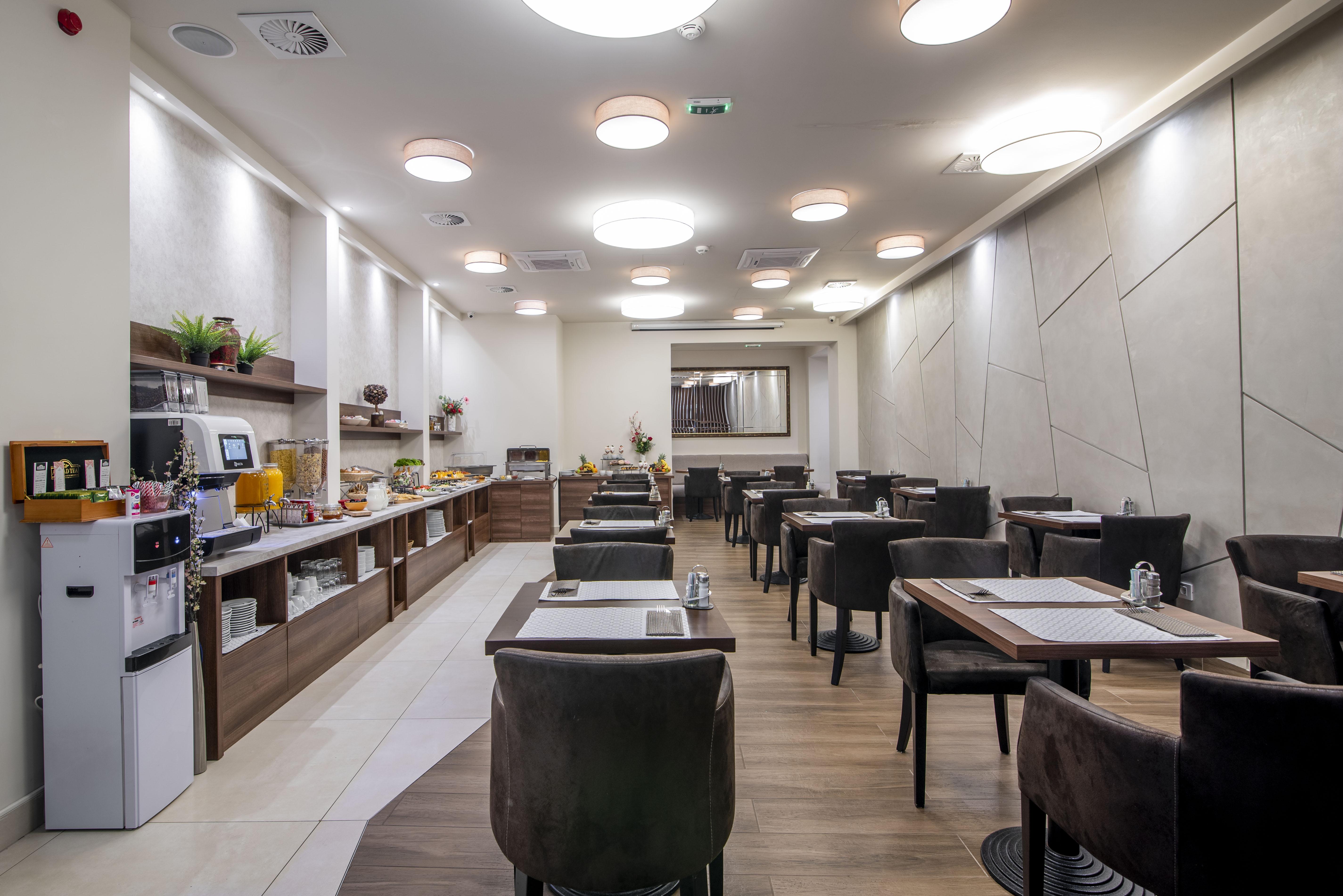Hotel Opera Garni Отель Белград
