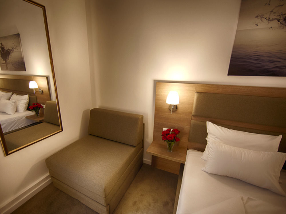 Hotel Opera Garni Отель 4*