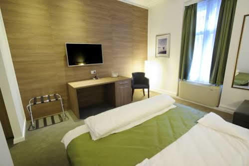 Opera Garni 4*